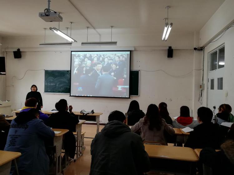 将习近平总书记看望政协文艺界社科界委员时重要讲话精神 将习近平总书记看望政协文艺界社科界委员时重要讲话精神