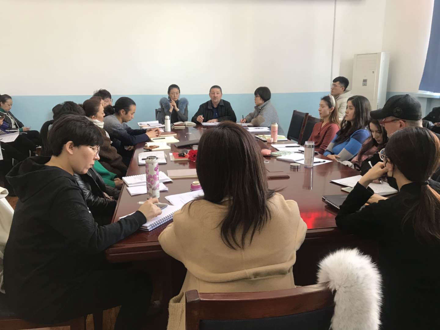 舞蹈系党总支认真学习习近平总书记在思想政治理论课教师座谈会上重要讲话精神 舞蹈系党总支认真学习习近平总书记在思想政治理论课教师座谈会上重要讲话精神